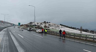 Balıkesir'de İstanbul-İzmir Otoyolu'nda peş peşe kaza: 2 yaralı
