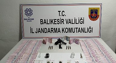 Balıkesir'de kaçakçılık ve uyuşturucu operasyonu: 33 şüpheli yakalandı