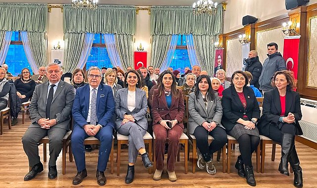 Bandırma'da 'Kadın Hakları ve Kazanımları' söyleşisi gerçekleştirildi