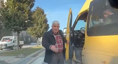 Başakşehir'de minibüs şoförü, kadın sürücünün aracına saldırdı