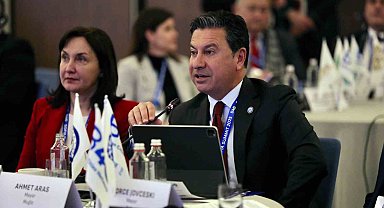 Başkan Aras B40 zirvesi için Sofya'ya gitti