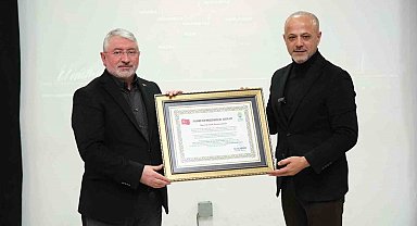 Başkan Aşgın'a yalnız bırakmadığı Afşin'de fahri hemşehrilik beratı verildi