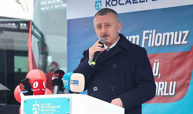 Başkan Büyükakın: "Boş zamanlarında belediye başkanlığı yapanlardan değiliz"