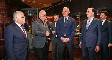 Başkan Büyükkılıç; Millet Kütüphanesi'nde Anadolu Selçukluları Sergisi'nin açılışına katıldı