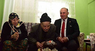 Başkan Kaya'dan 100. yaş sürprizi