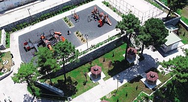 Başkan Sandıkçı: "Belediyemiz bünyesindeki park alanlarını 141 bin 943 metrekareye yükselttik"