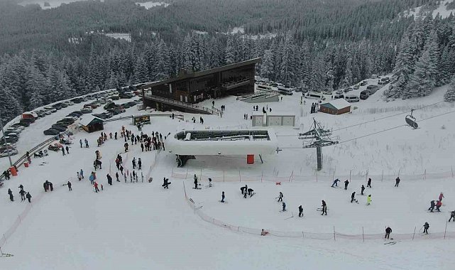 Batı Karadeniz'in en uzun pistinde kayak keyfi
