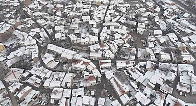 Beyaz örtüyle kaplanan Çankırı havadan görüntülendi