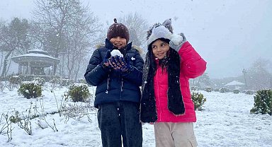 Beyaza bürünen Çamlıca Tepesi'nde kar yeniden başladı