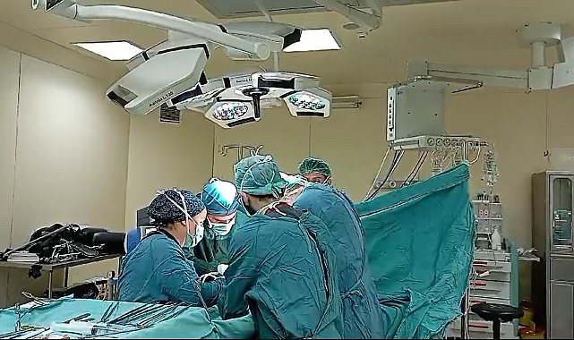 Beyin ölümü gerçekleşen kişinin organları 3 kişiye umut oldu