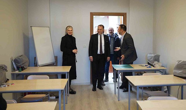 Beylikdüzü Belediyesi'nden Hatay Defne'ye etüt merkezi