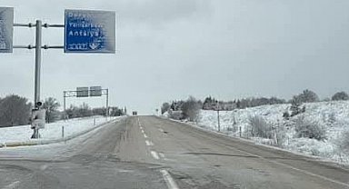 Beyşehir beyaza büründü