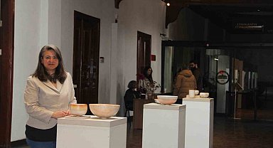 Bin 40 derecede pişirilen seramik eserler sanatseverlerden beğeni topladı