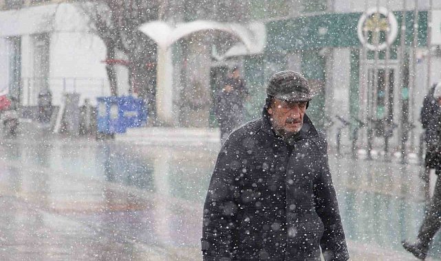 Bolu'da eğitime kar engeli