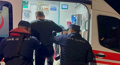Bozcaada'da rahatsızlanan vatandaşlar Sahil Güvenlik ekiplerince tahliye edildi