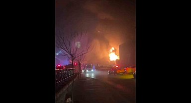 Bursa faciadan döndü...Yerleşim içindeki geri dönüşüm tesisindeki yangın böyle başladı