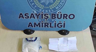 Bursa'da polisten kaçan otomobilden uyuşturucu çıktı