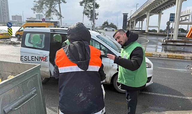 Büyükçekmece'de sokakta yaşayan adama belediye ekipleri sahip çıktı