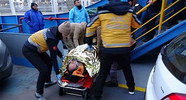 Çanakkale Boğazı'nda feribottan düşen bir kişiyi Gestaş personeli kurtardı