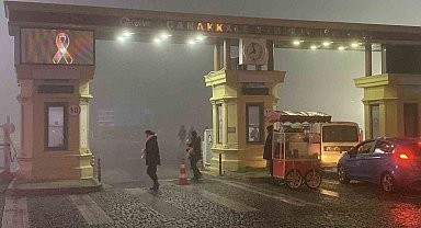 Çanakkale Boğazı'nda sis nedeniyle feribot seferleri durduruldu
