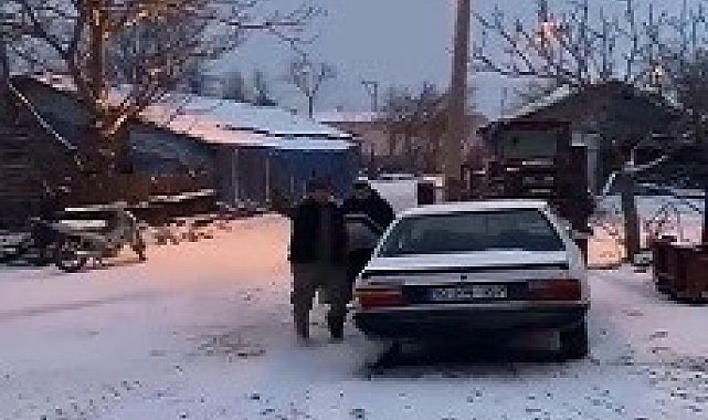 Çanakkale'nin yüksek kesimlerinde kar yağışı etkili oluyor