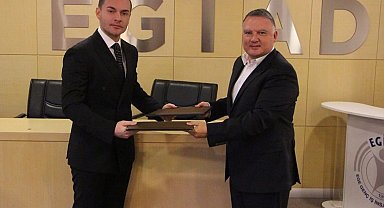 Çeşme'de sakız ağaçlarına hayat veren iş birliği