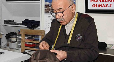 Çocuk yaşta eline aldığı iğne ipliği 56 yıldır bırakmadı