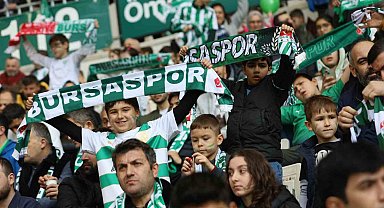 Çocuklar Bursaspor coşkusunu Büyükşehir'le yaşadı