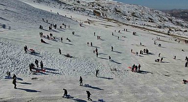 Çocuklar tatilin son gününde Hazarbaba'da doyasıya eğlendi