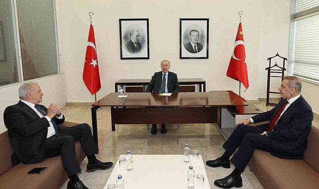 Cumhurbaşkanı Erdoğan, eski Yunanistan Dışişleri Bakanı Avramopoulos'u kabul etti