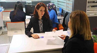 Danışmanlık ofisi iş arayanların umut kapısı oluyor