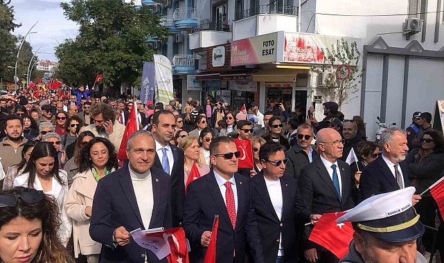 Datça Badem Çiçeği Festivali sürüyor