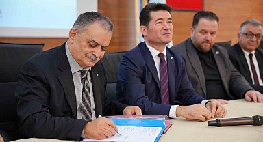 Dayı ile yeğeninin zam pazarlığının kazananı belediye işçileri oldu