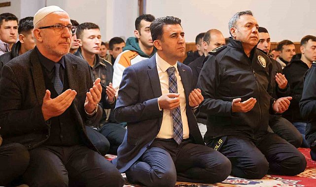 Depremde hayatını kaybedenler için Mevlid-i Şerif programı düzenlendi