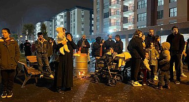 Depremin "Kara" simgesi Ebrar Sitesi'nde hüzünlü yıl dönümü