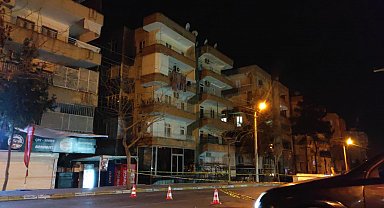 Depremin yıl dönümünde korkutan olay: 5 katlı bina boşaltıldı