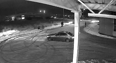 Drift atan iki trafik magandasına 92 bin TL ceza