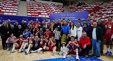 Düzce Belediyesi Spor Akademisi voleybol takımı 1. Lig'de