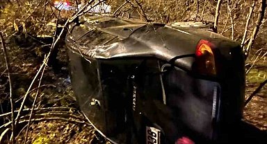 Düzce'de otomobil devrildi: 1 yaralı