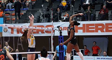 Eczacıbaşı Dynavit, AXA Sigorta Kupa Voley'de adını dörtlü finale yazdırdı