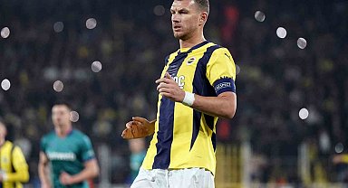Edin Dzeko'nun elinde kırık tespit edildi