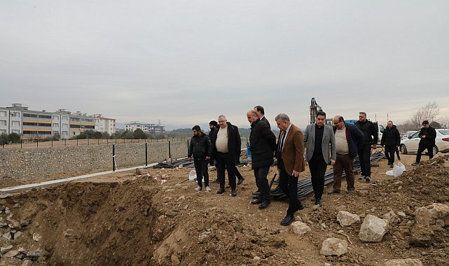 Edremit Çayı üzerine yeni köprü hızla ilerliyor