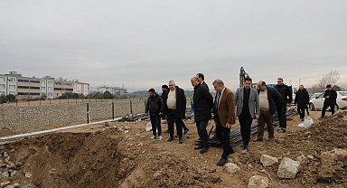 Edremit Çayı üzerine yeni köprü hızla ilerliyor