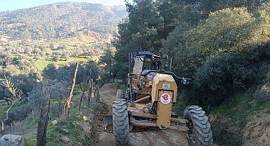 Efeler Belediyesi arazi yollarında çalışmalarını sürdürüyor