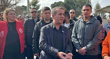 Efeler'deki maaş krizi ile ilgili Başkan Yetişkin işçilerle görüştü