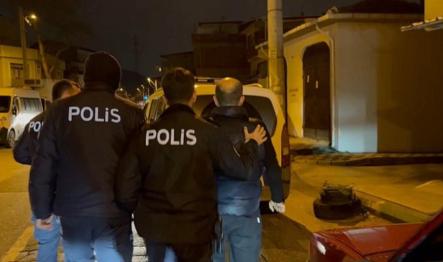 Ekiplerin devriye sırasında şüphelendikleri otomobilin sürücüsü alkollü çıktı