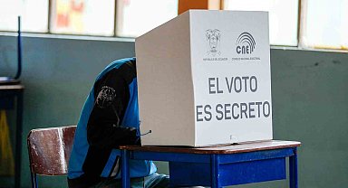 Ekvador'da halk devlet başkanlığı seçimi için sandık başında