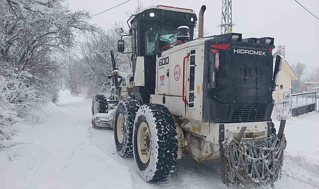 Elazığ'da 172 köy yolu ulaşıma kapandı