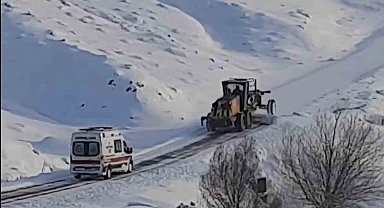 Elazığ'da zorlu kış şartlarında ekipler engel tanımadı