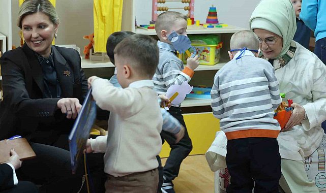 Emine Erdoğan ve Zelenska savaş mağduru çocukları ziyaret etti
